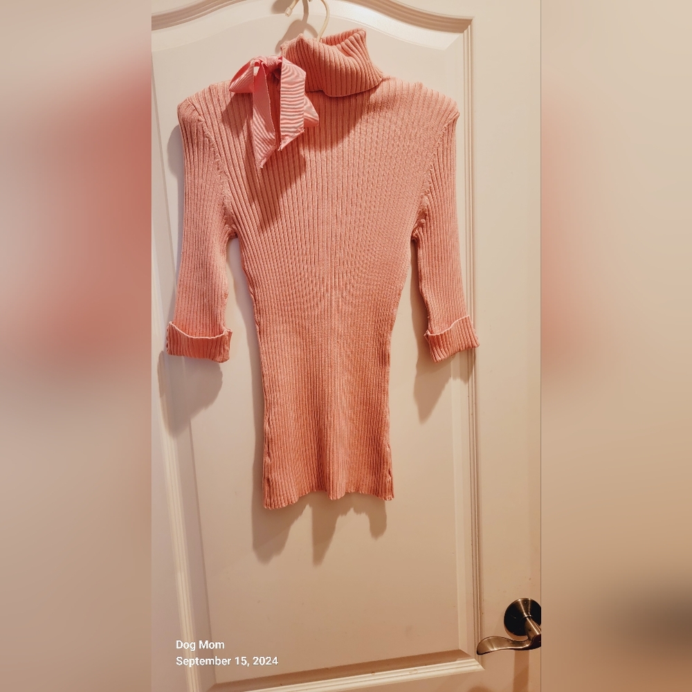 Bebe short sleeve turtle neck with silk ribbon tie
